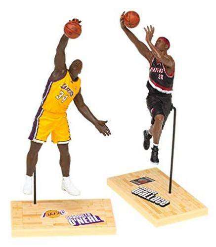 2 Orlando Magic Shaq Shaquille O'Neal NBA Basketball Action Figures Kenner