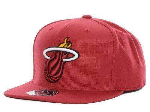 Miami Heat NBA Mitchell & Ness Fitted Hat New with Stickers 7 3/8 & 7 5/8
