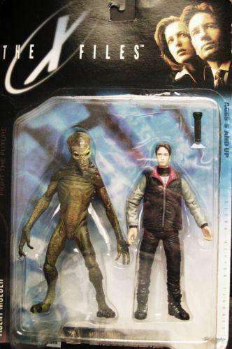 The X-Files Agent Mulder & Alien 1998 Action Figure by McFarlane Toys NIB NIP X-Files Agent Mulder & Alien Action Figure McFarlane Toys 